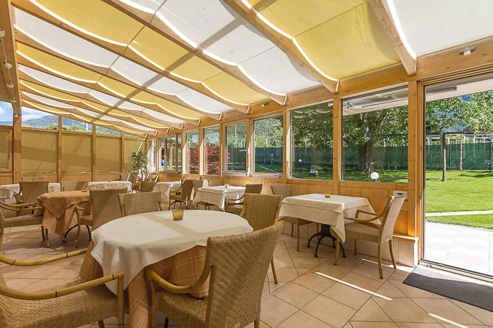 Hotel Montani