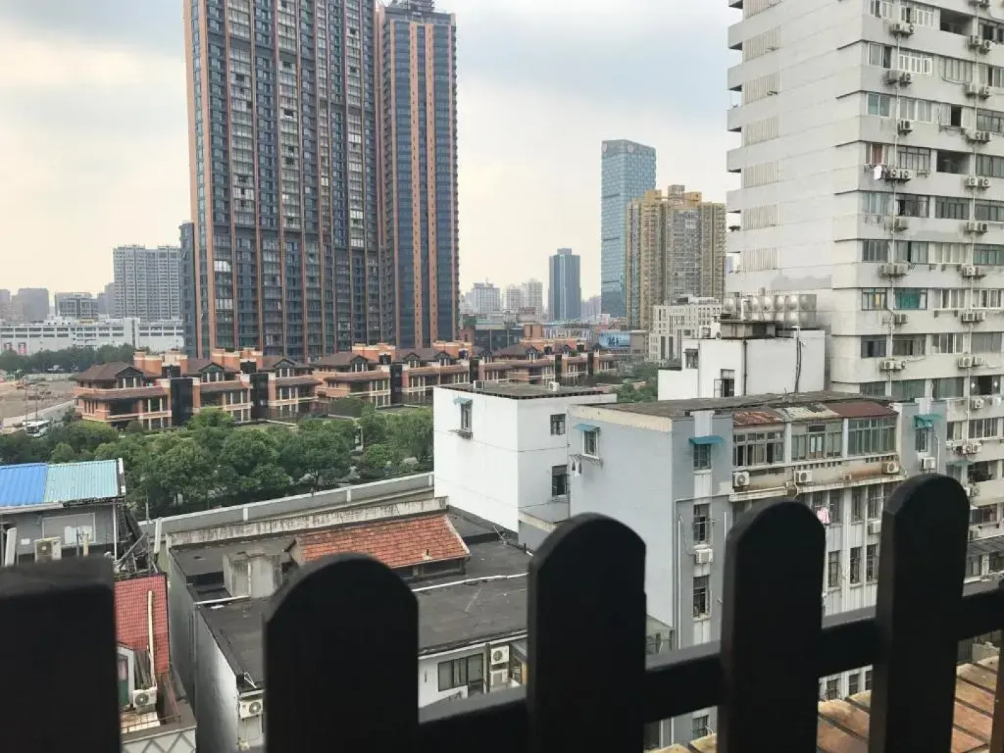 Shanghai Blue Mountain Bund Youth Hostel