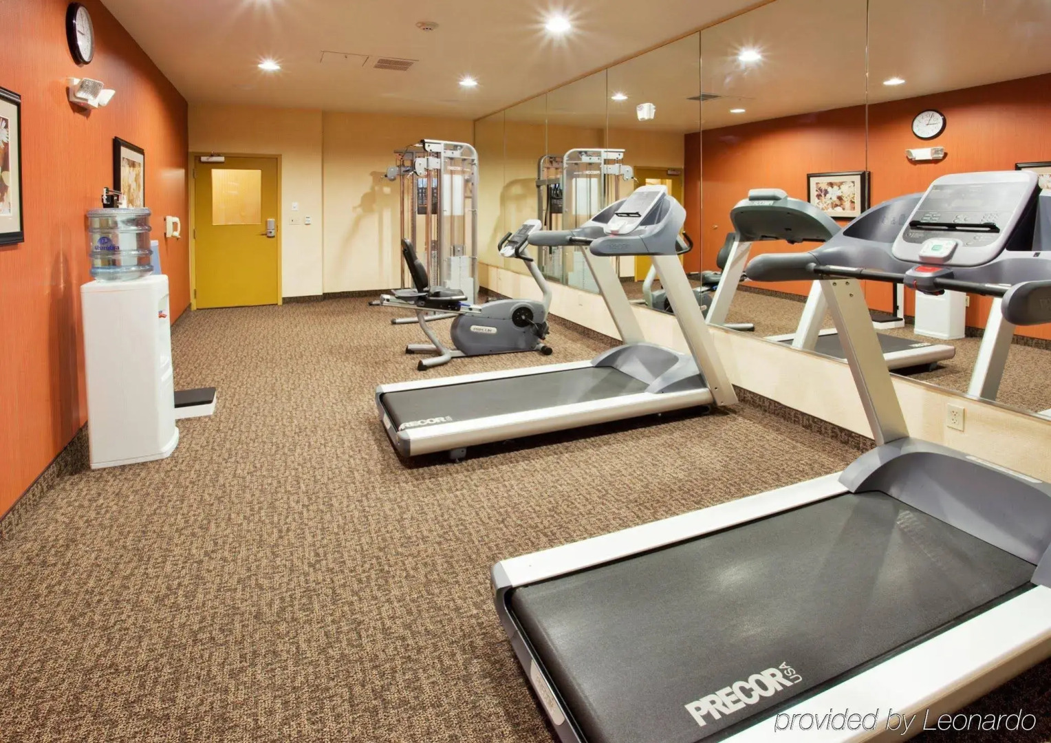 Holiday Inn Express & Suites Willows by IHG