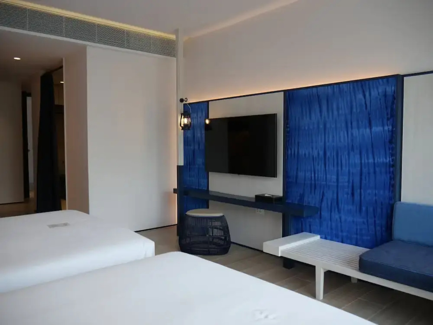 VERSO hua hin – a Veranda Collection