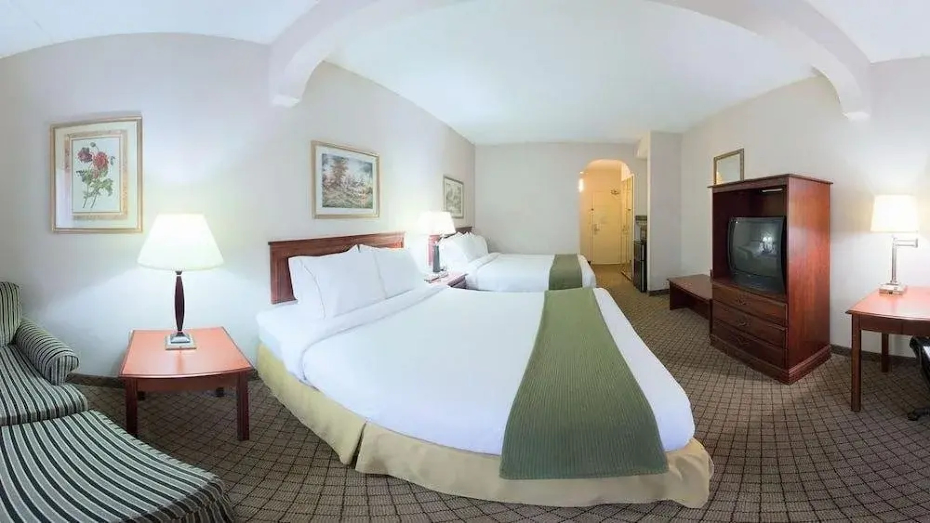 Express Inn & Suites - Griffin