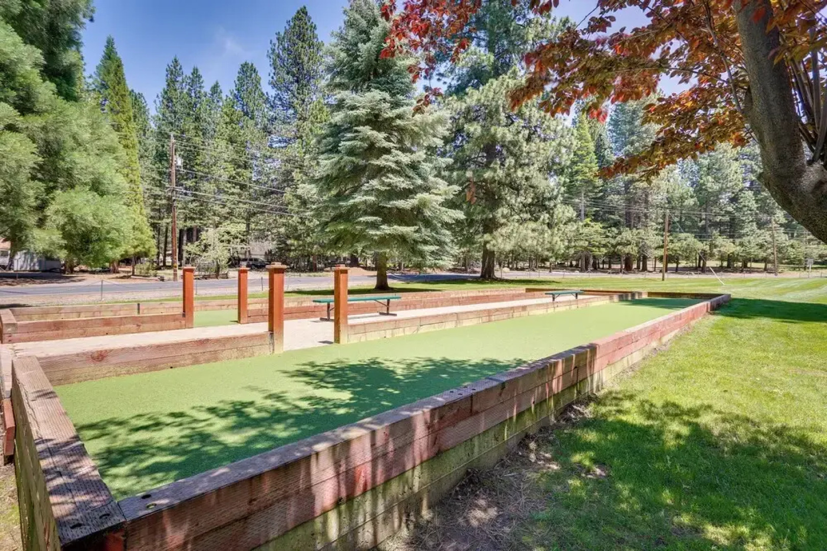 Woodsy Lake Almanor Cabin w/ Community Perks!