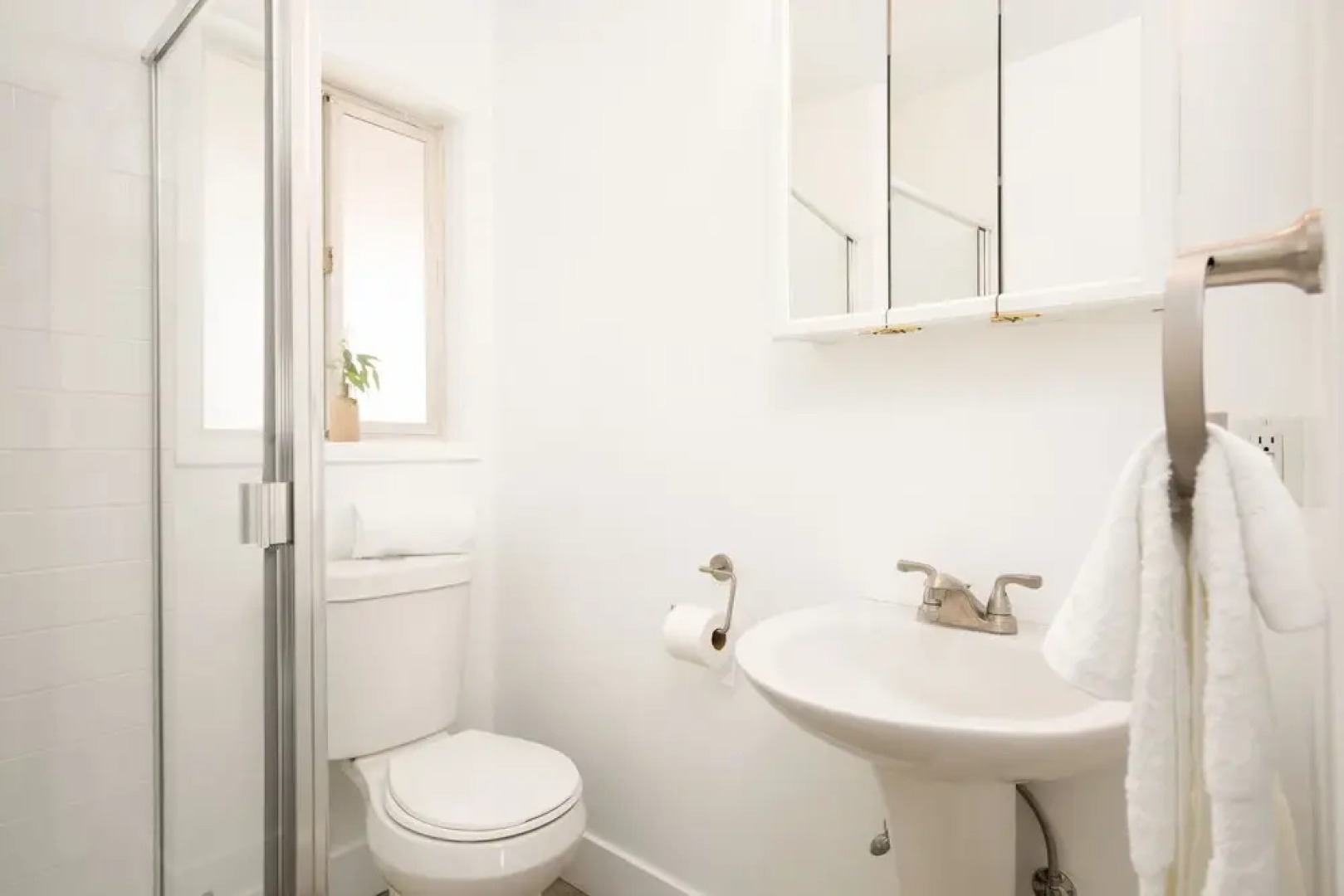 Sunburst by Avantstay Newly Added Pool! 5 Mins TO Town