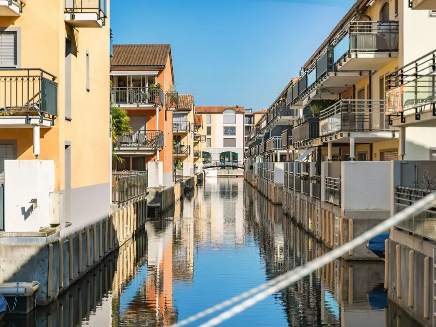 Tasman 15 R Port-valais