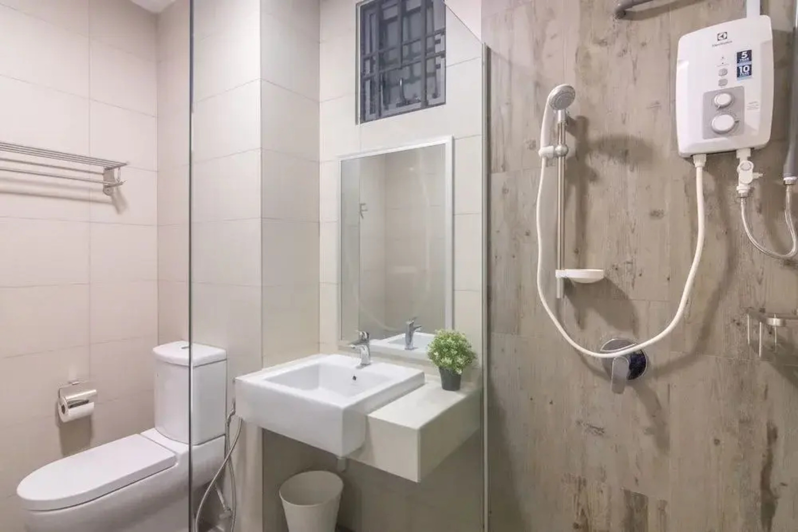 Arte S Penang by Cozynest