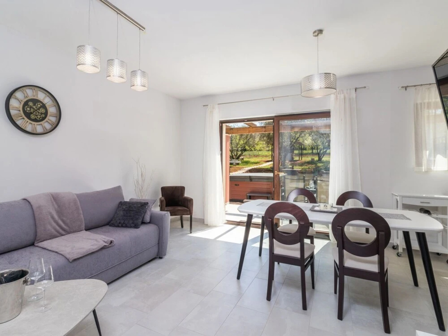 Natali Kaldanija in Kaldanija