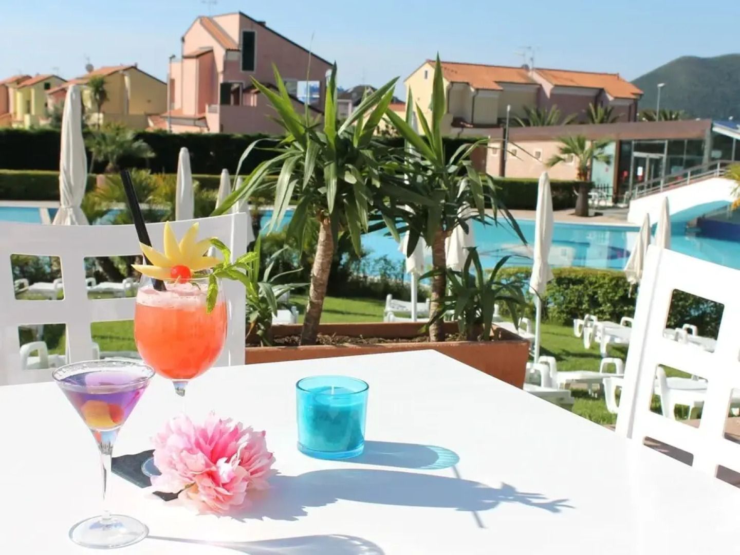 Tastefully Furnished Apartment Just 1,5 km. From the sea