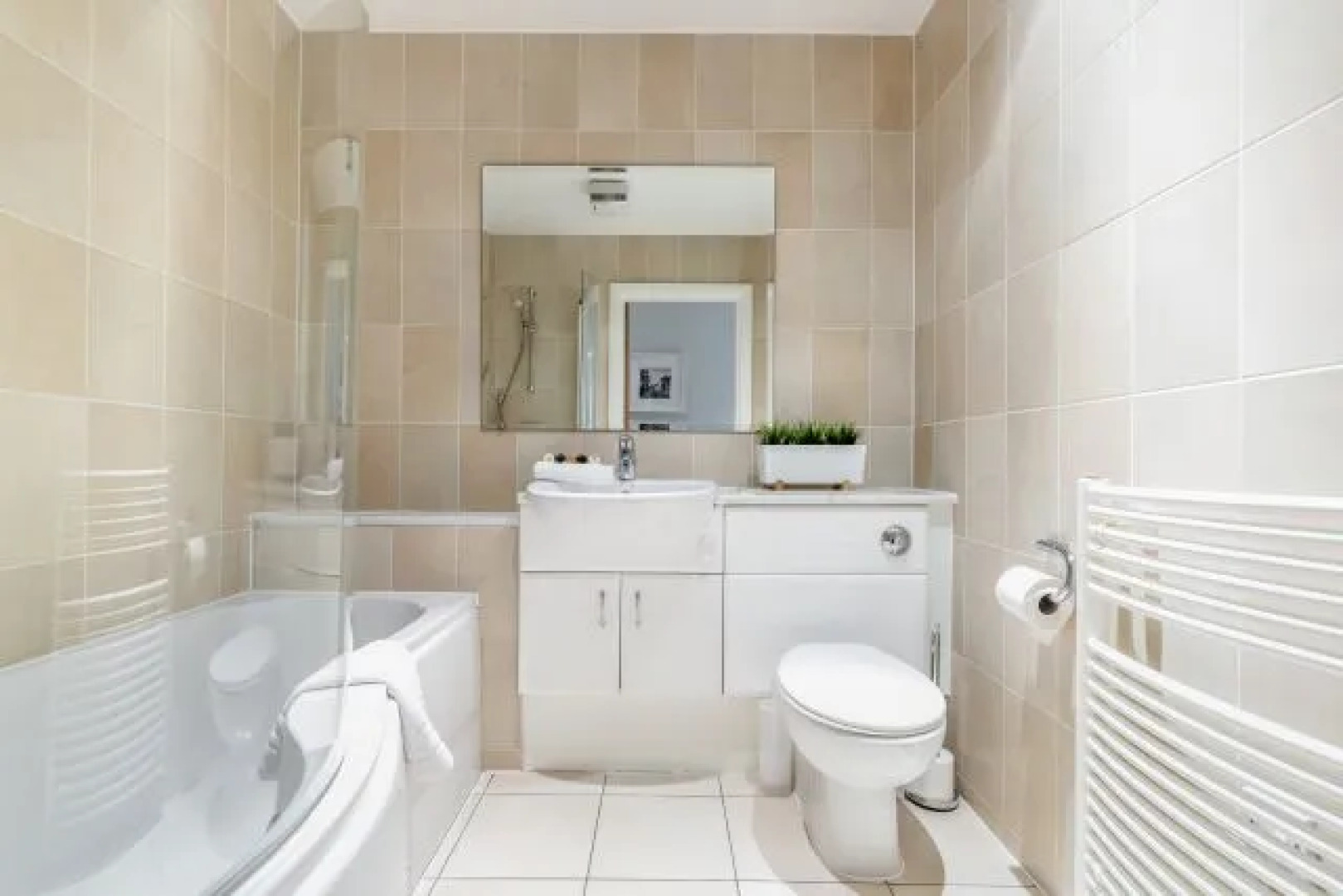 Roomspace Serviced Apartments -Thames Edge