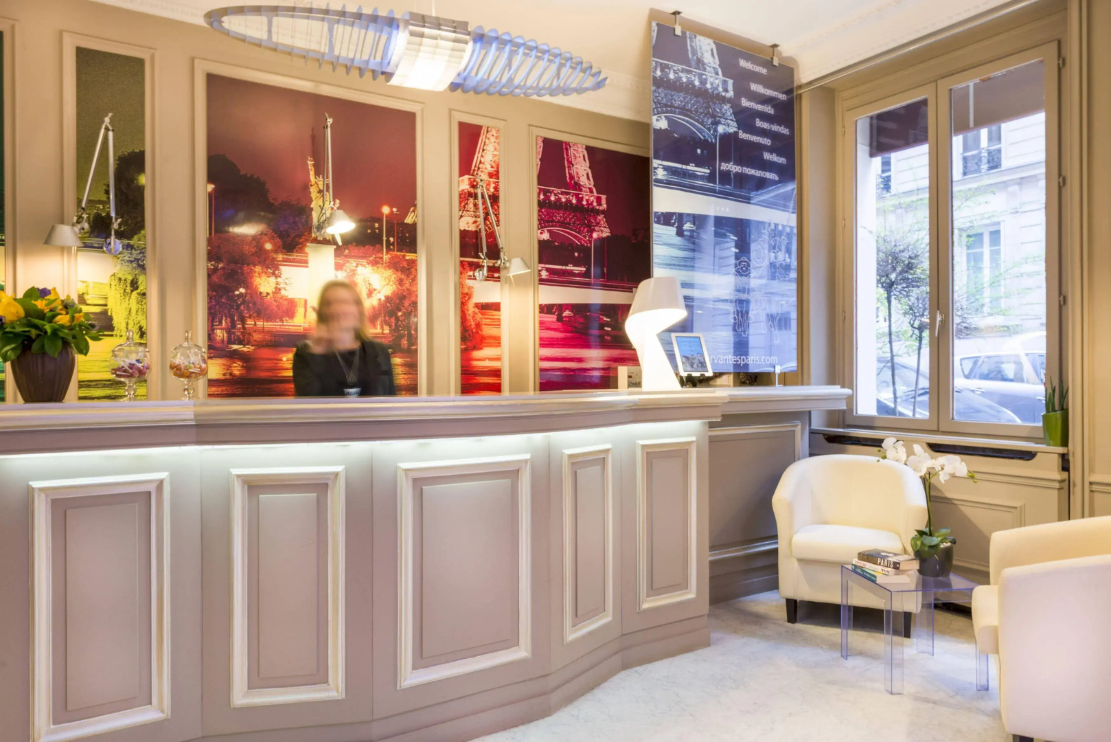 Hôtel Cervantes by Happyculture