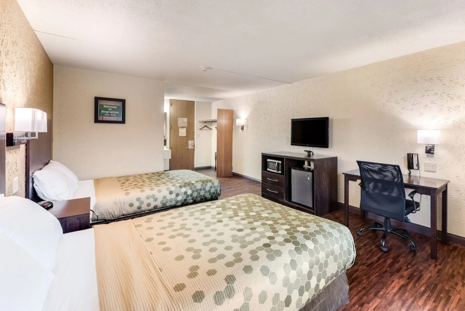 Econo Lodge Inn & Suites Binghamton