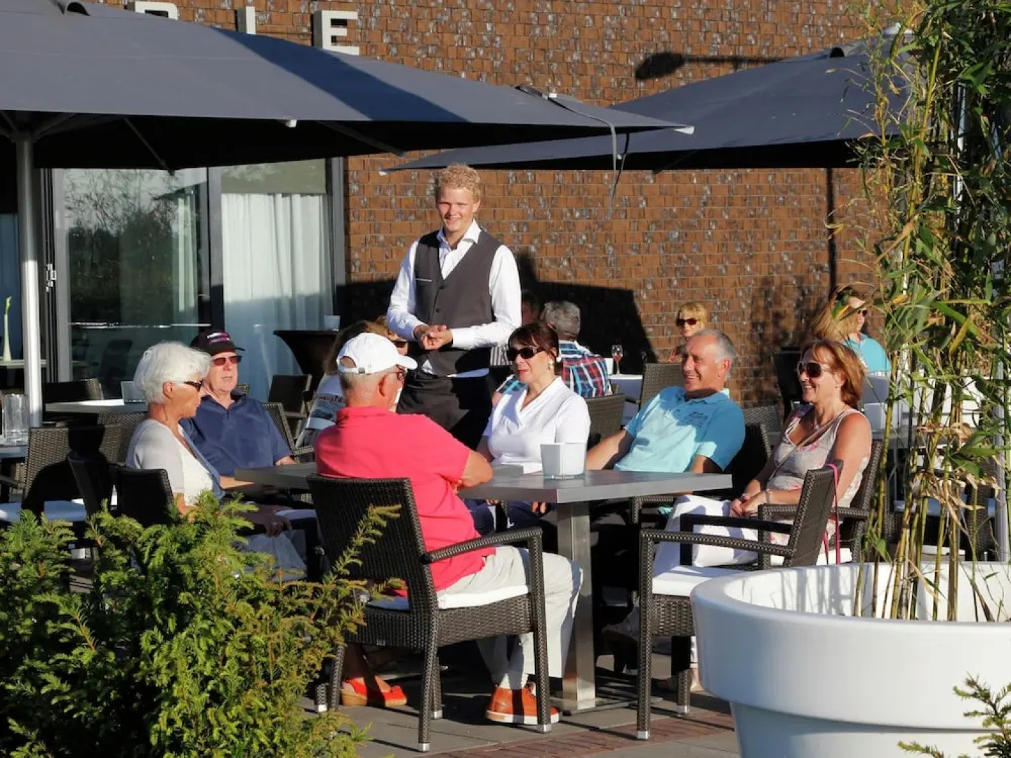 Tail-wagging Lake Escape