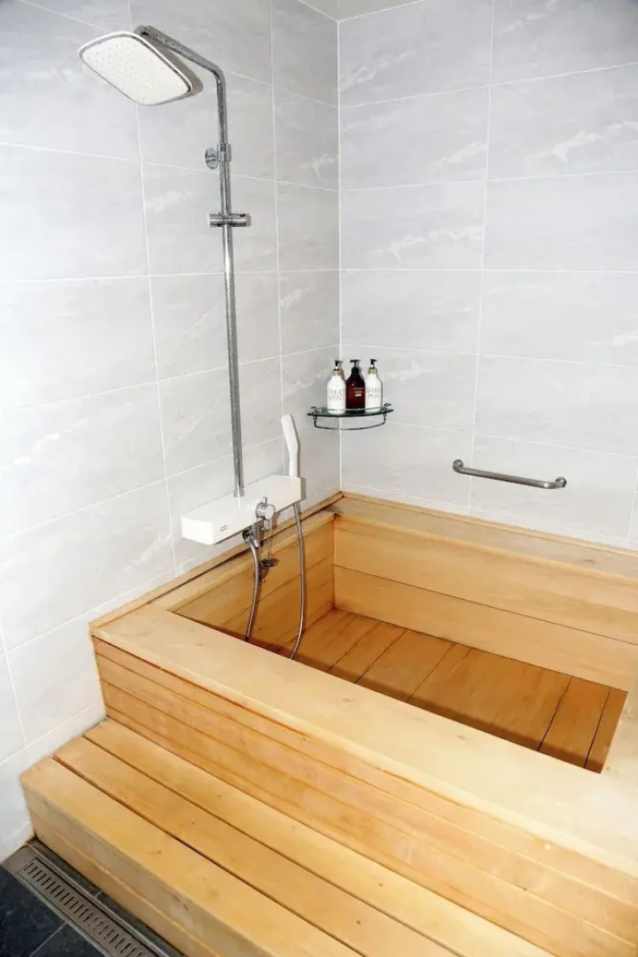 Mungang Sulfur Hot Springs