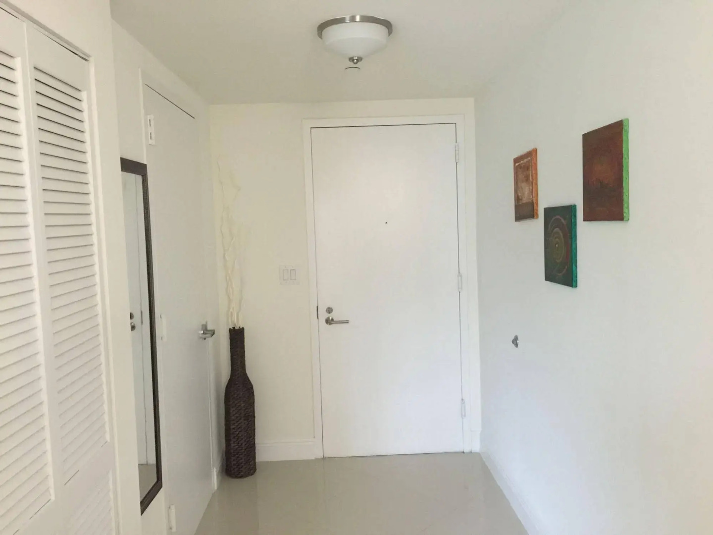 Luxury Suite in One Broadway by Lyx Miami