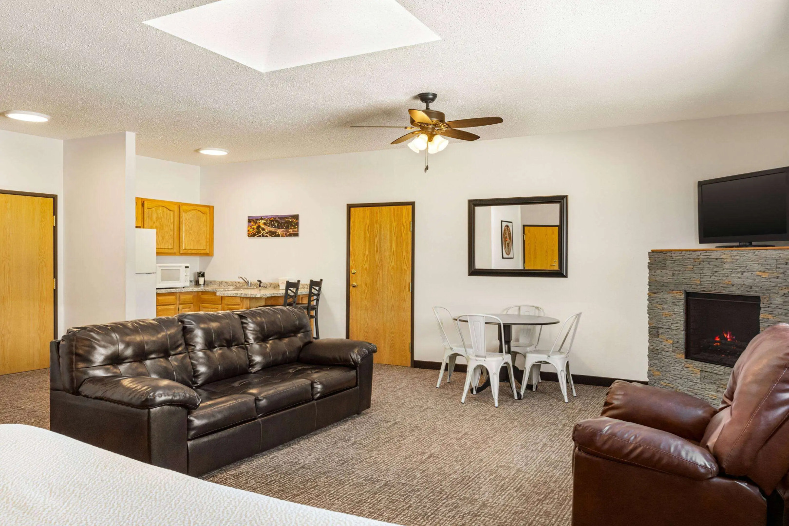 Ramada by Wyndham Richland Center