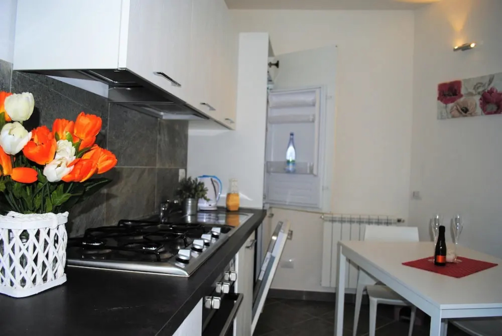 Juelì Apartments Mono