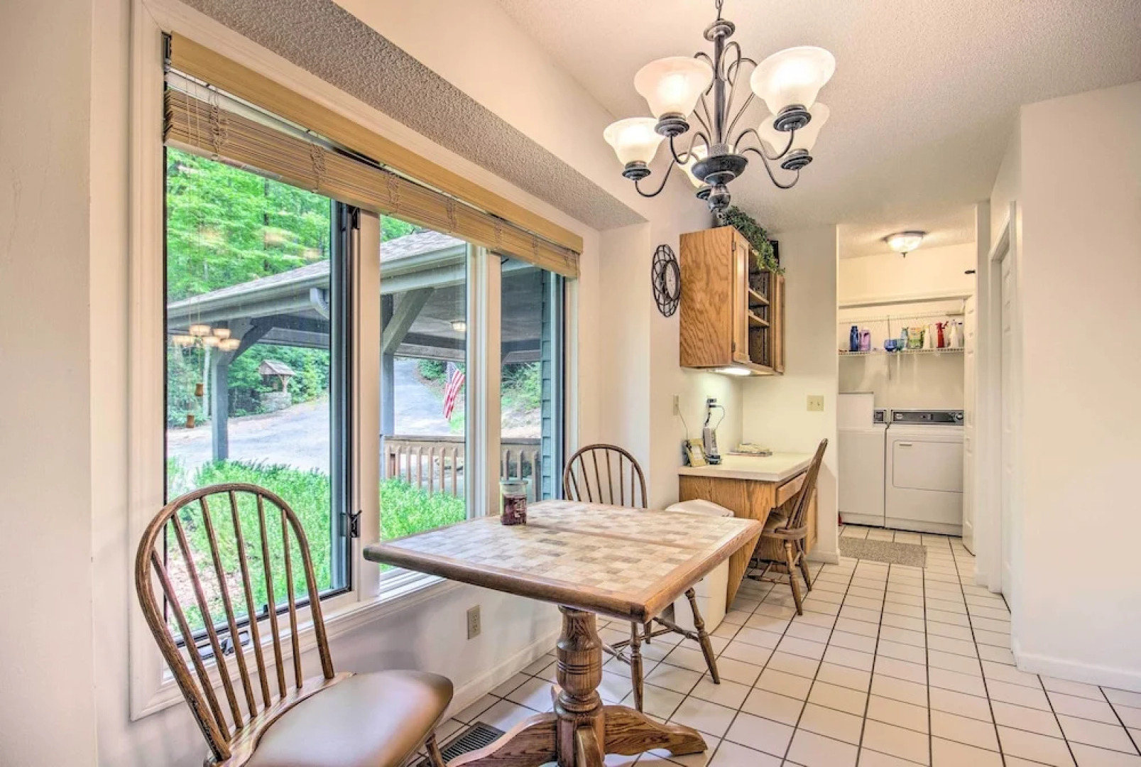 Lake Toxaway Cabin w/ Fire Pit - 1 Mi to Marina