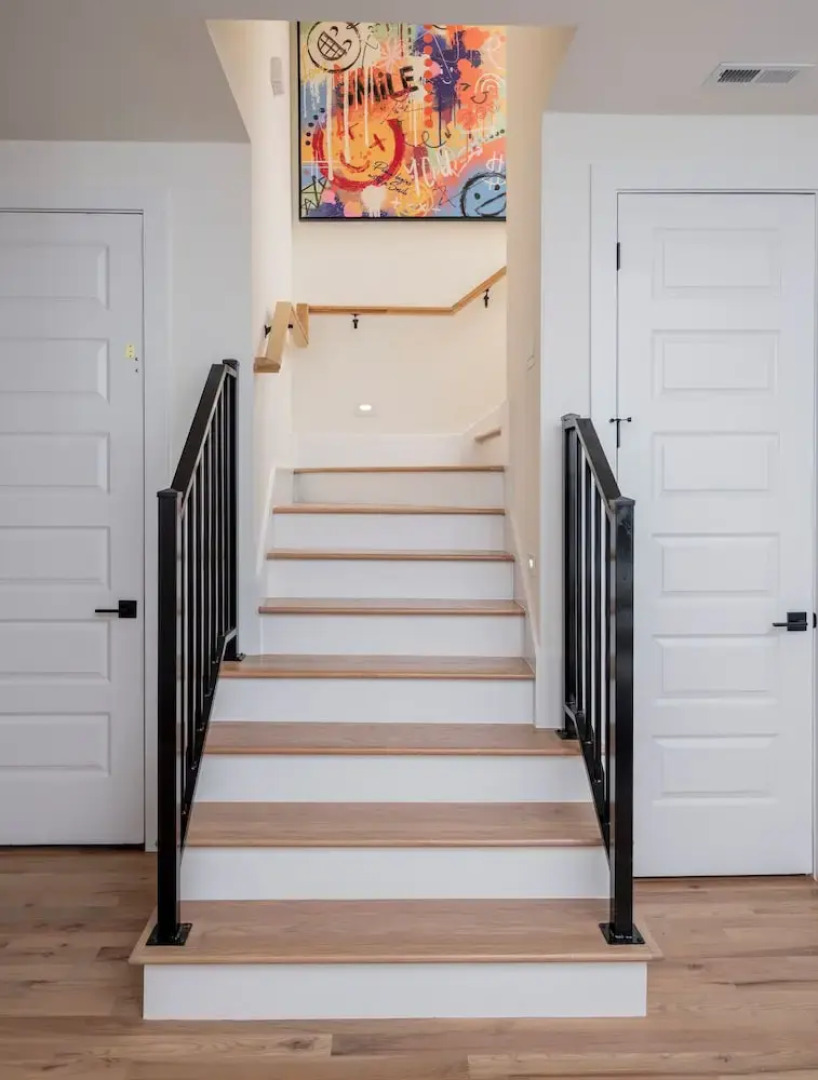 Large Groups - Rooftop Pools - Sleeps 24