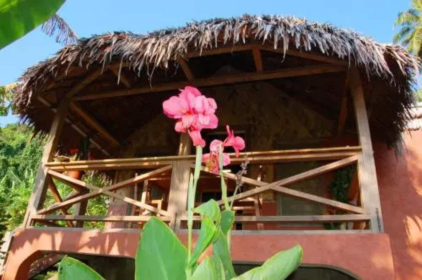 Lakatoro Palm Lodge