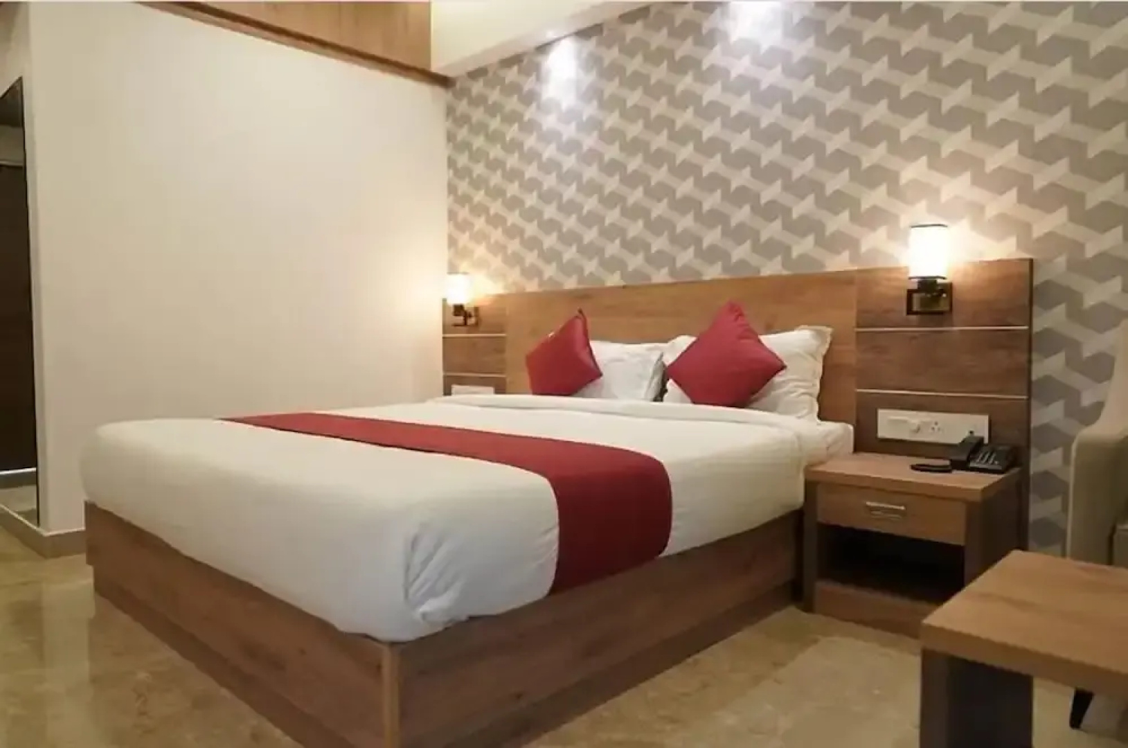 Hotel VKJ Inn