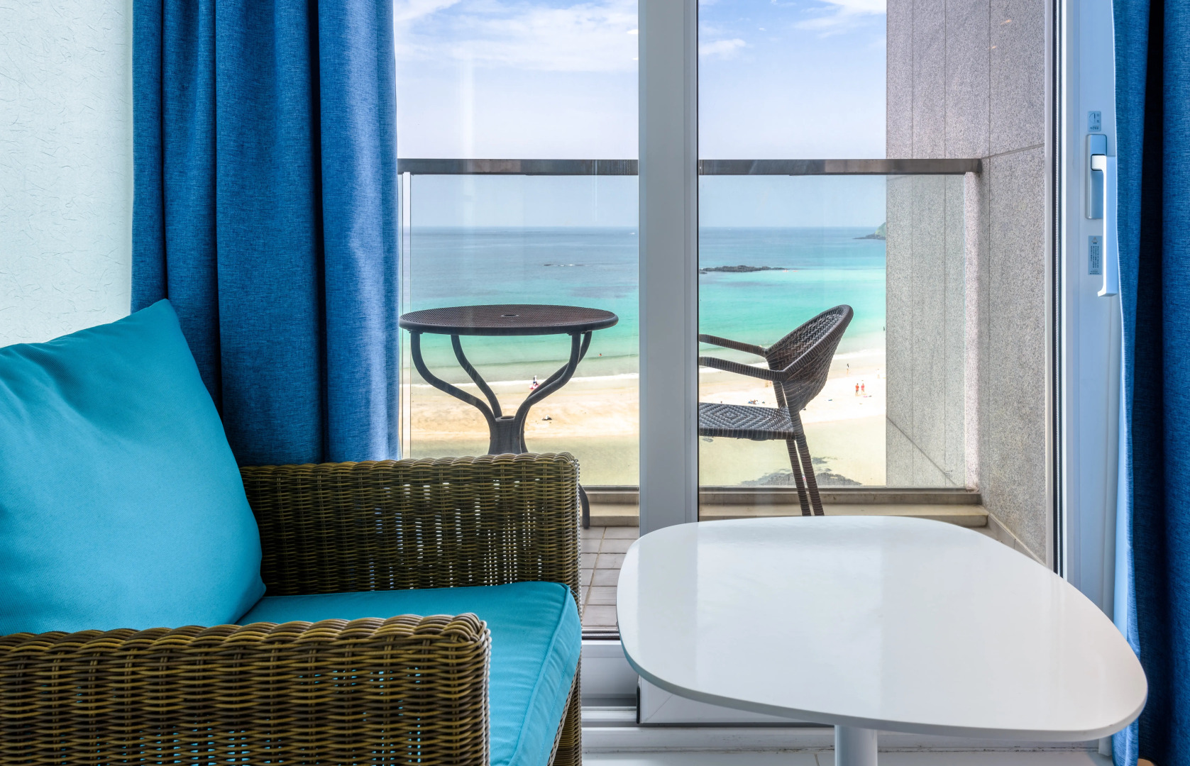 Aimi Jeju Beach Hotel Hamdeok W