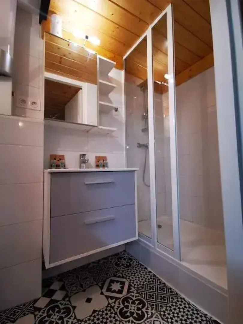 La Croisade-Studio-Hyper centre Tassin- Suite 1