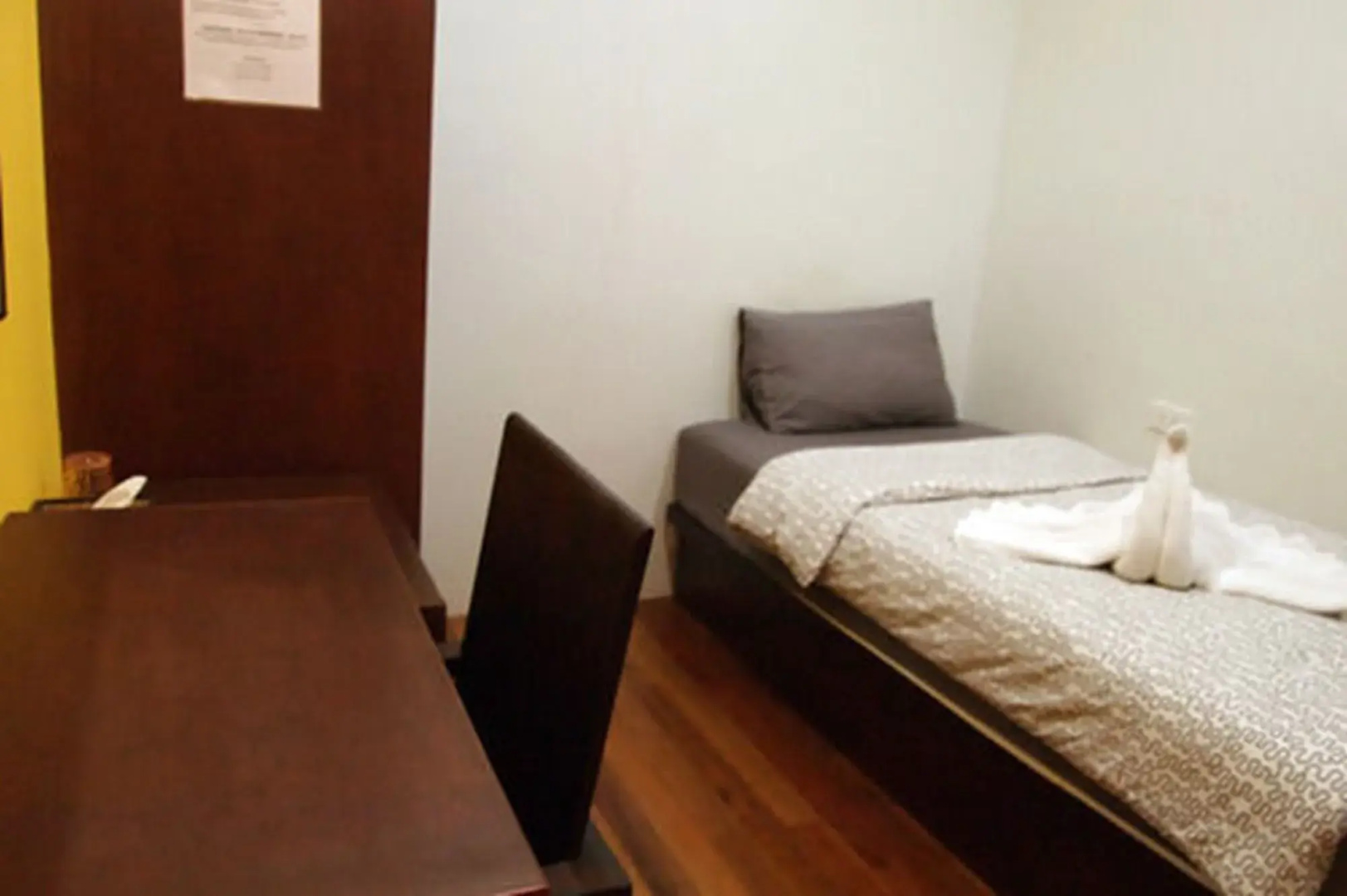 Sunny Hostel Phuket
