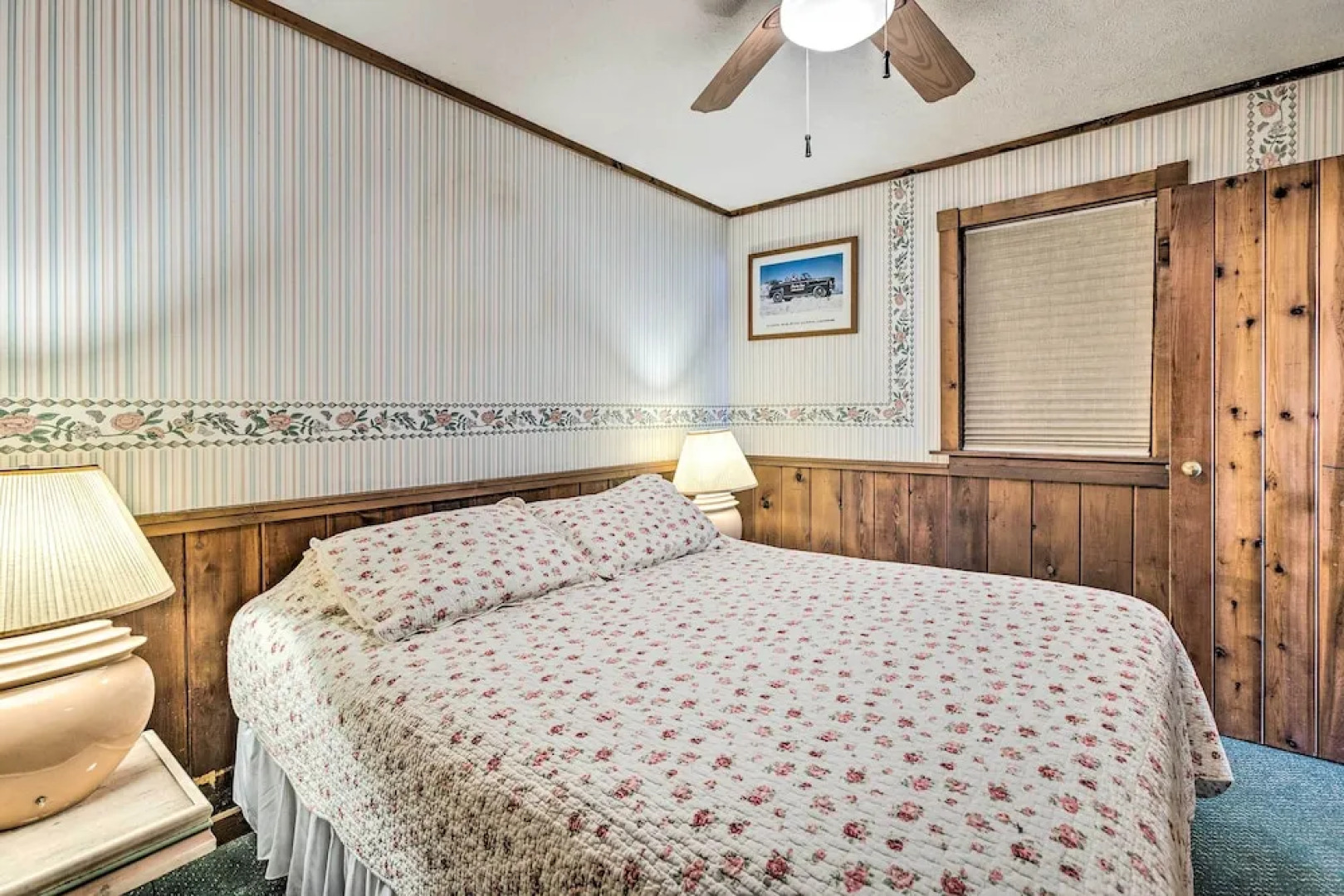 Waterfront Glenn Lake Condo: Gas Grill & Views