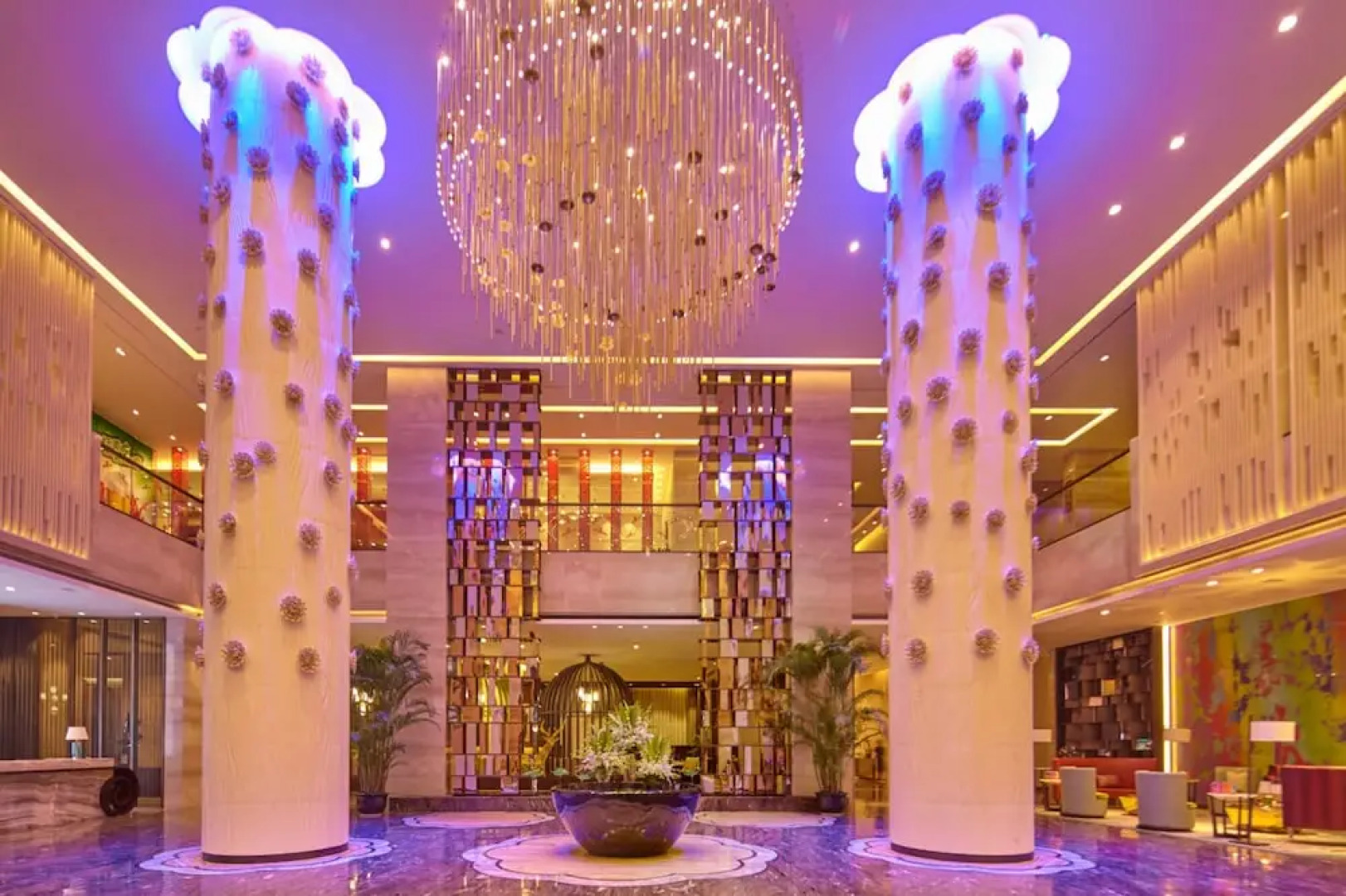 Grand New Centery Hotel Leshan