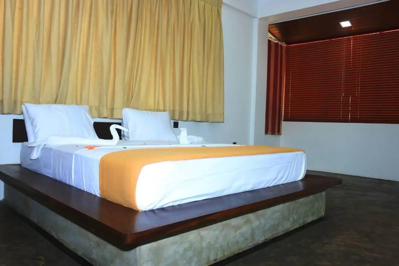 Athena Lake by Seedevi