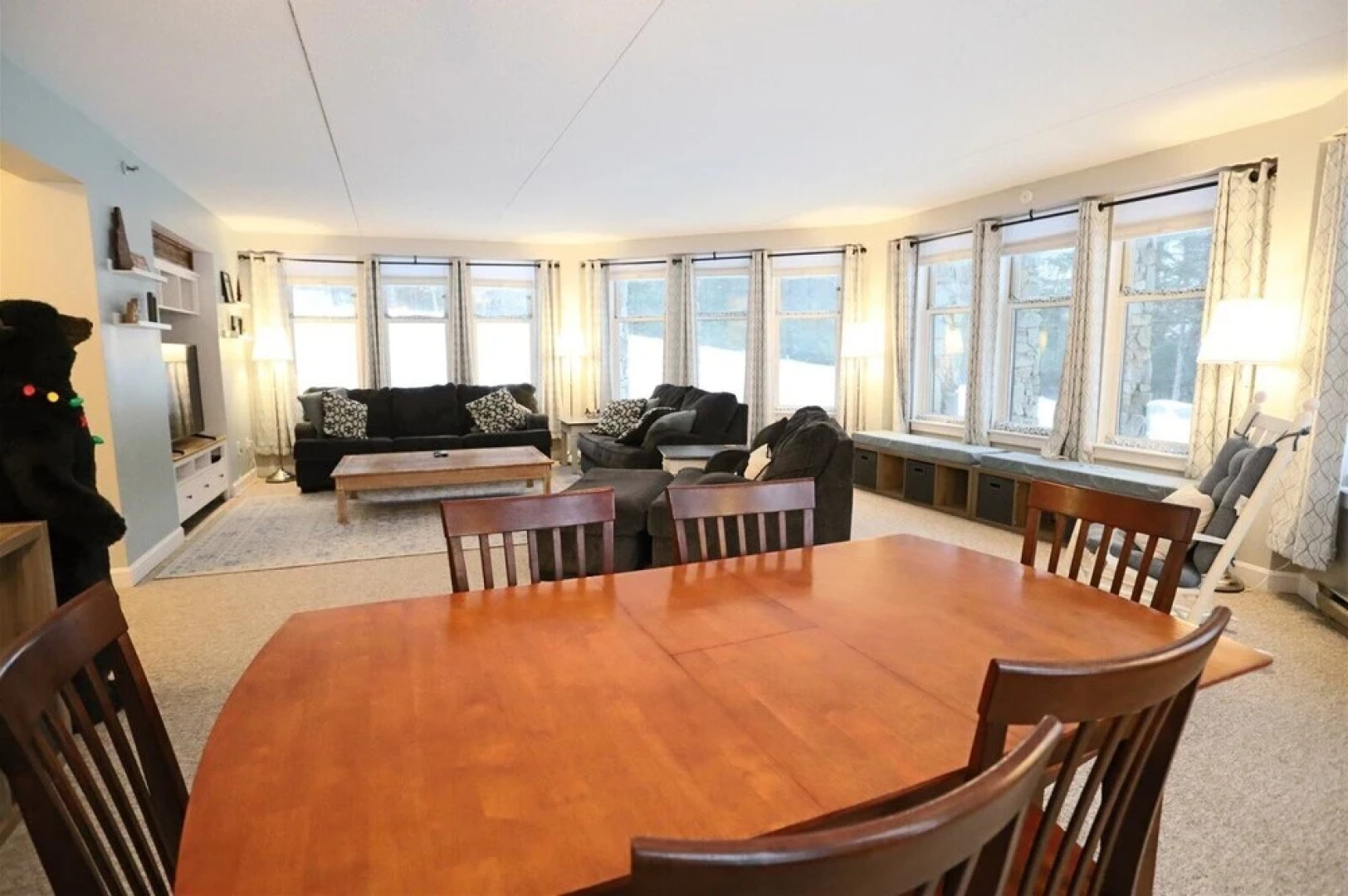 Just Listed! Spacious Two Bedroom Vacation Condo at Golden Eagle Lodge - Ge126v