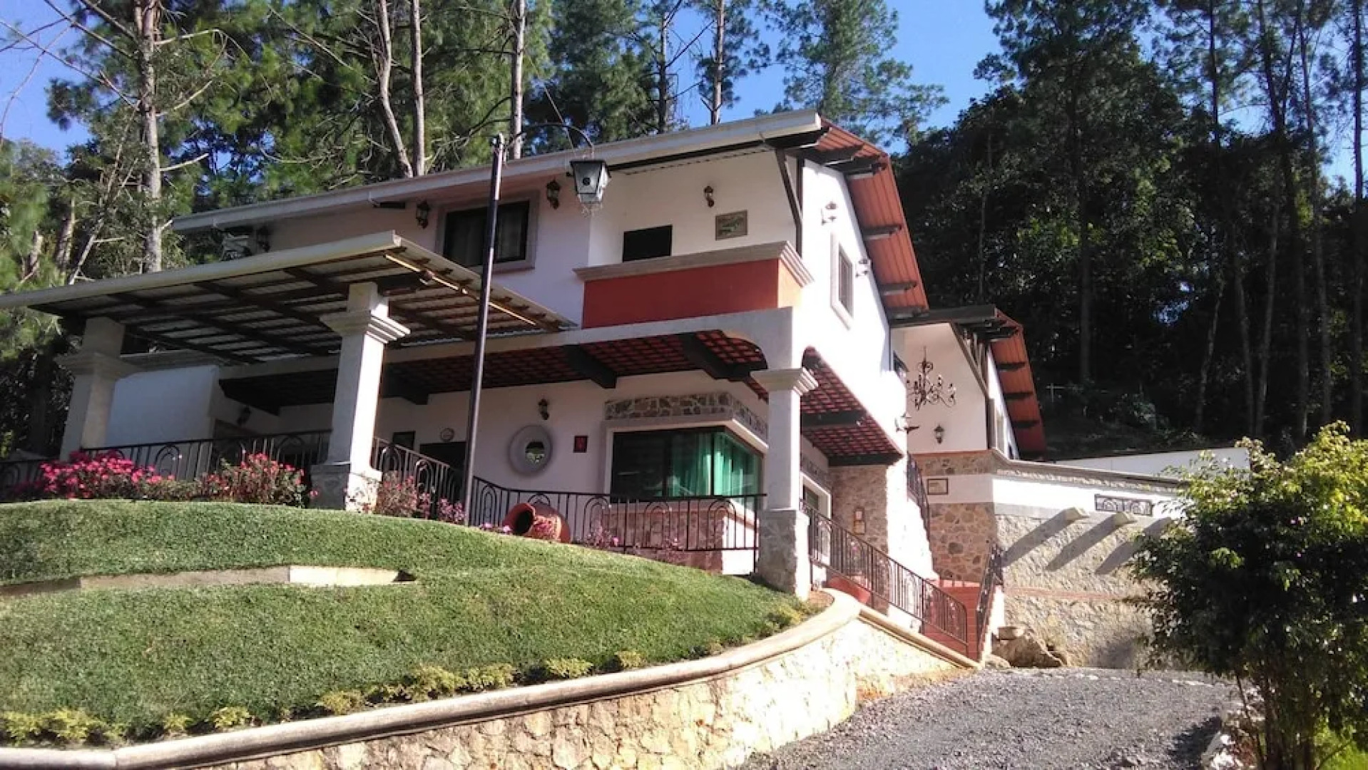 Suites Las Rocas San Rafael