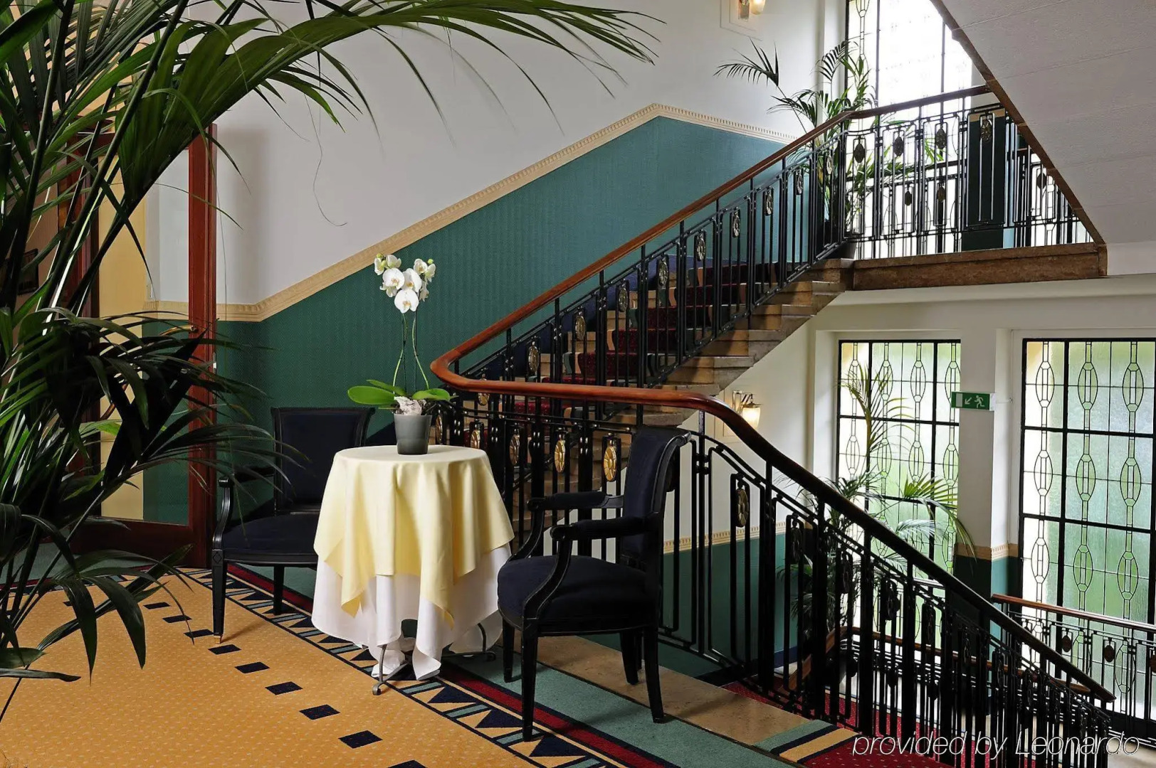 Art Deco Hotel Montana