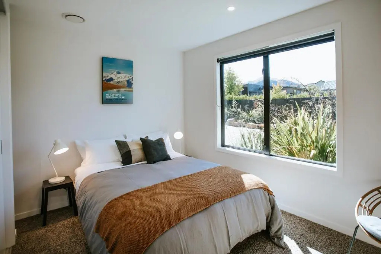 Minaret Ridge - Sleeps 8 - Mountain Views