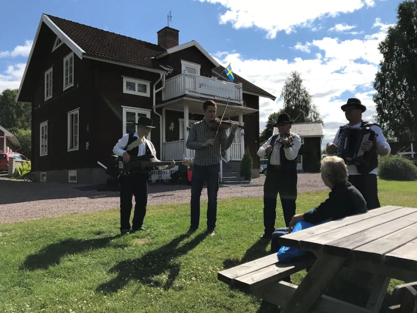 Prinsgårdens Rum & Stugor