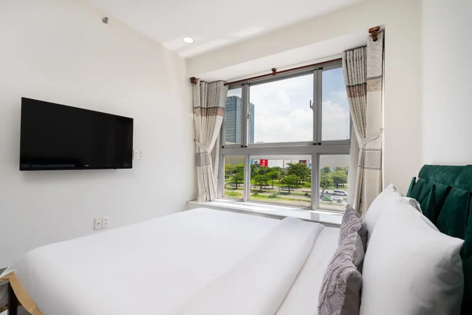 Scenic Valley VietNam - Vina We Stay