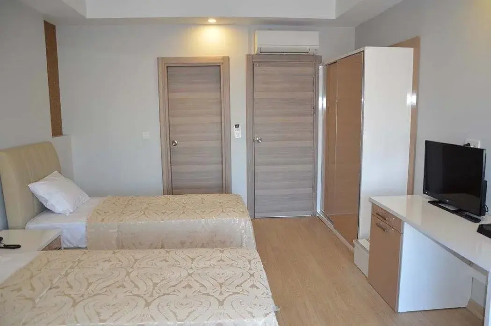 Tugra Hotel