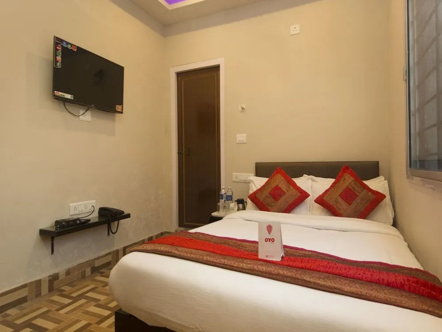 OYO 14331 Hotel Aquarium