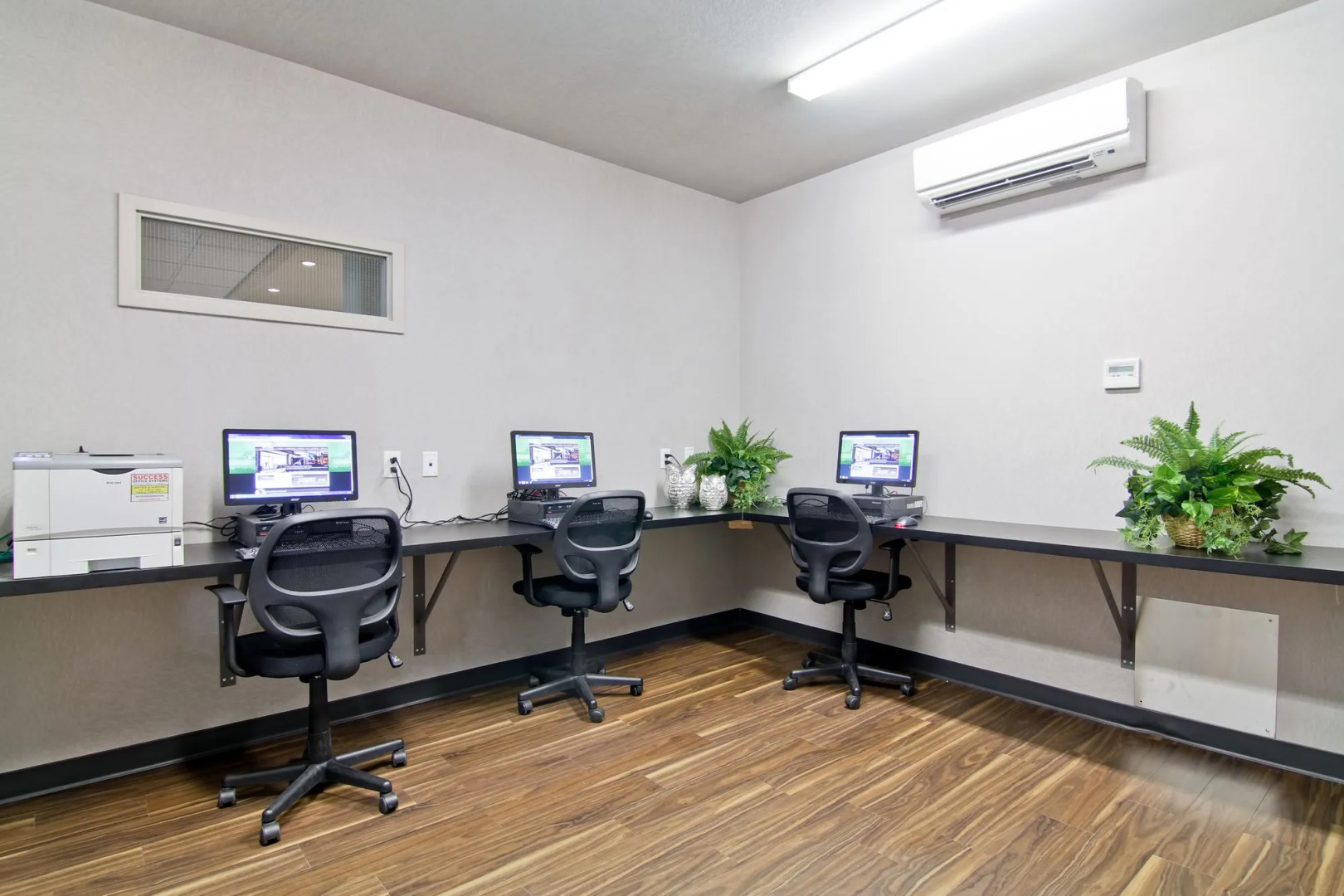 Home Inn and Suites Regina Airport