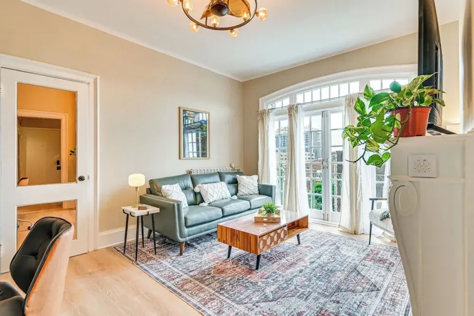 Albany Vacation Rental w/ State Capitol Views!