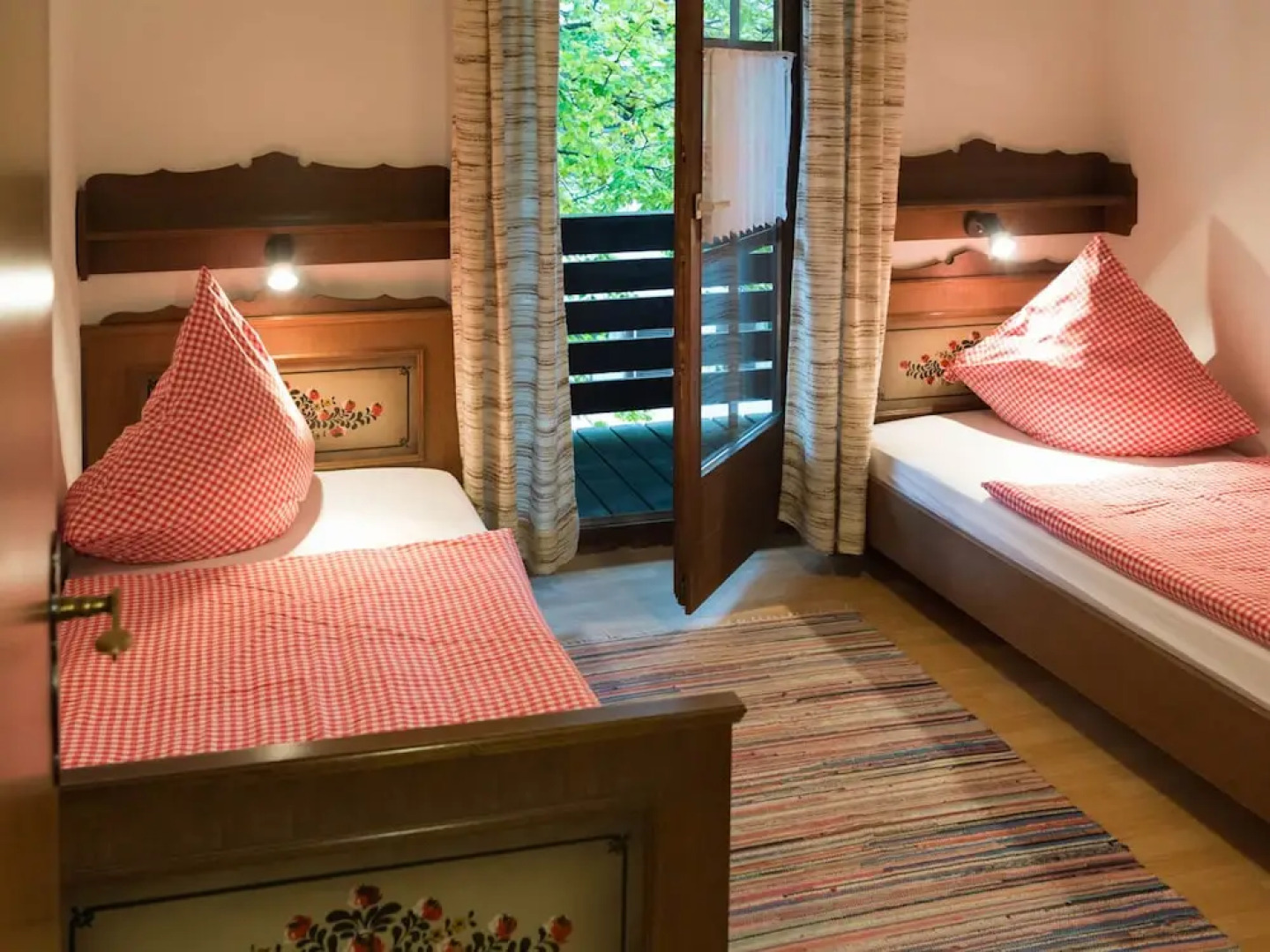 First Floor Apartment With Oven, at a Nature Reserve Area