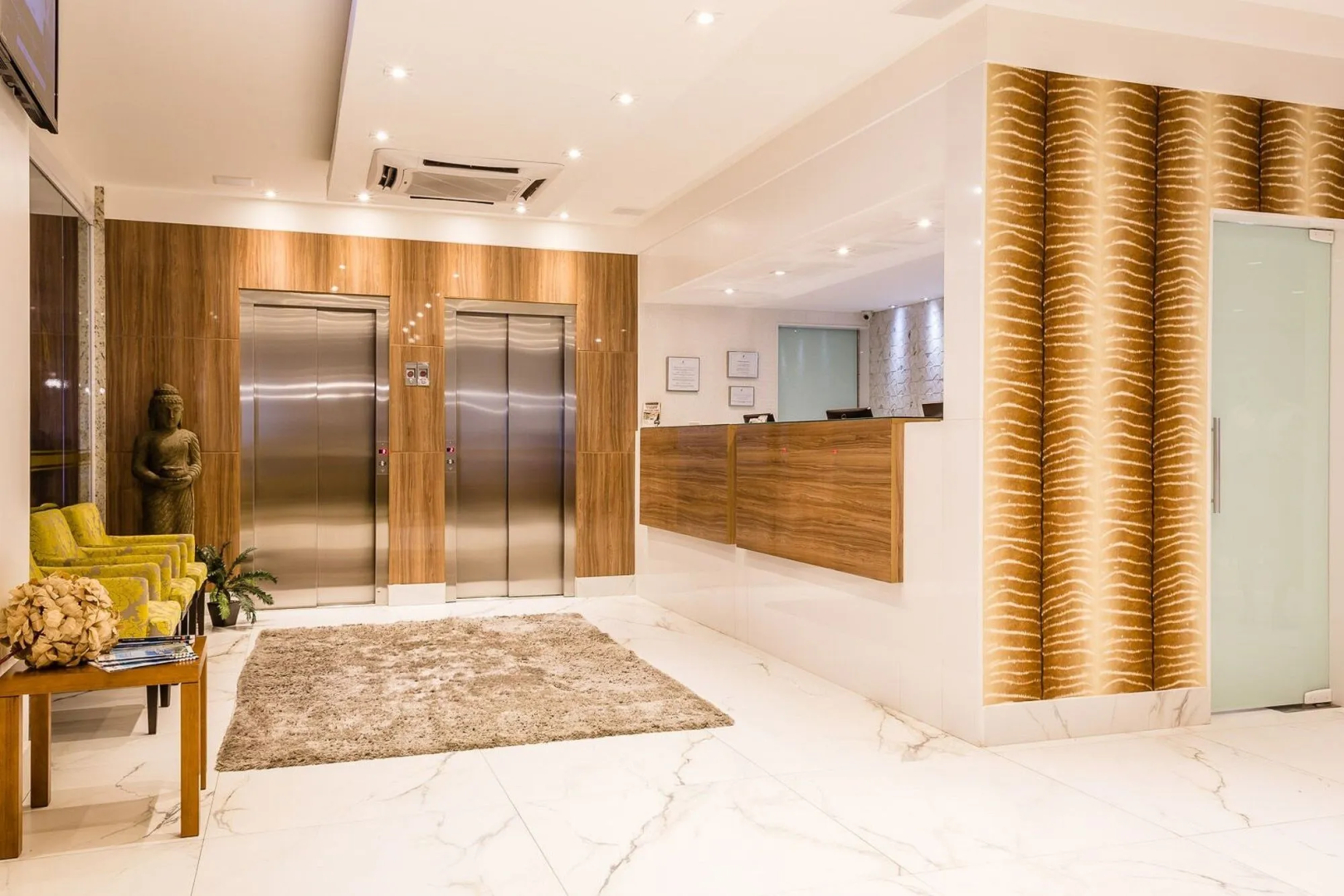 Vox Hotel