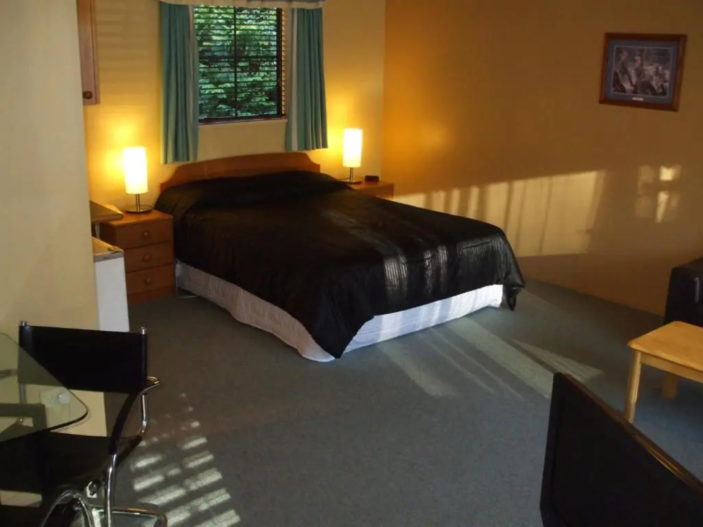 Glenalvon Lodge Motel