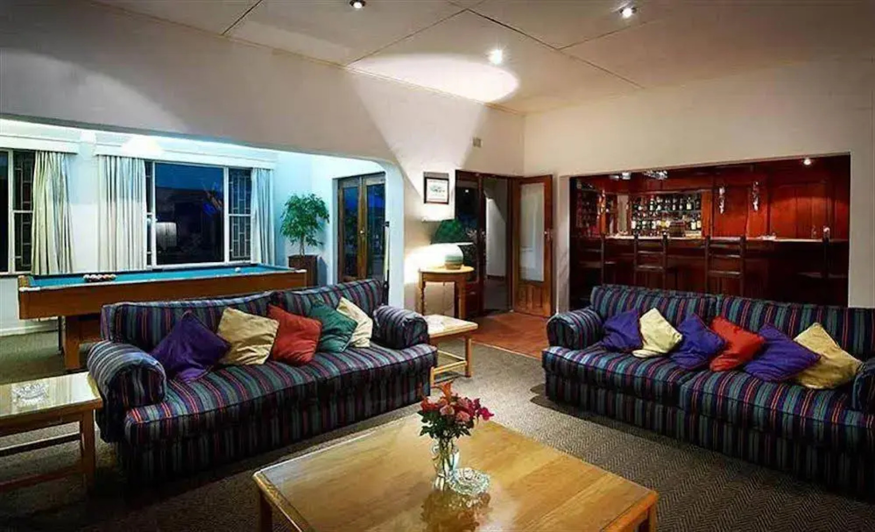 Burley House - Guest House