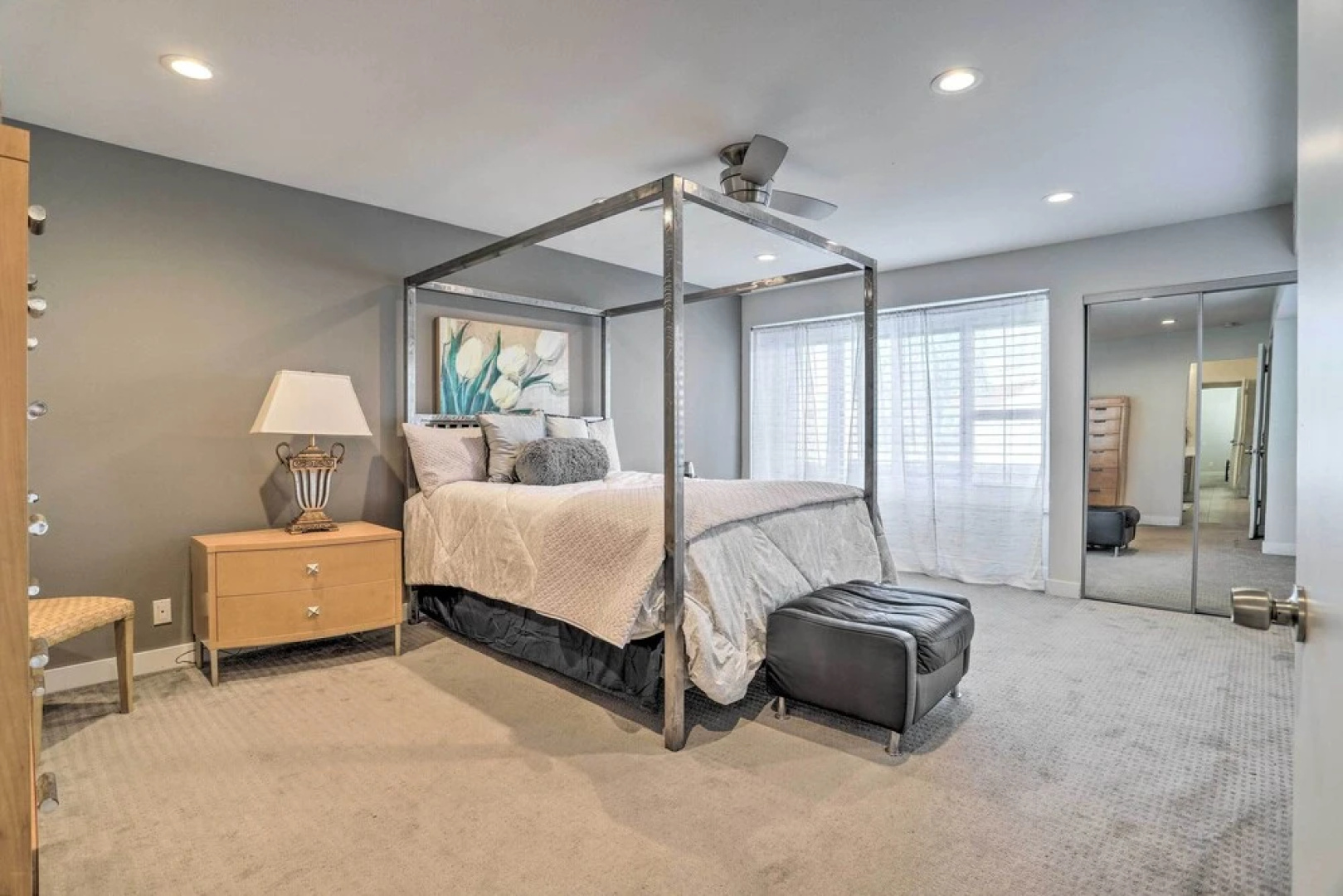 Sleek Rancho Mirage Villa: Patio, Pool, Golf!