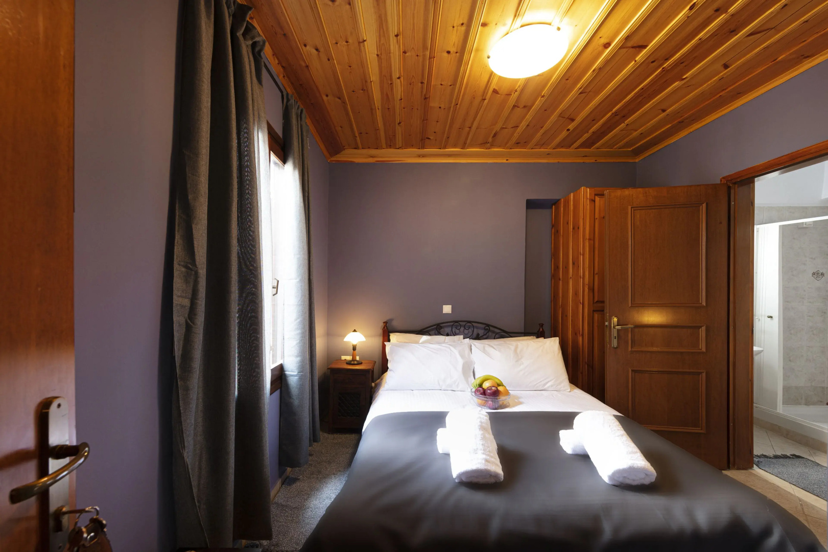 Stone Suites by White Hills