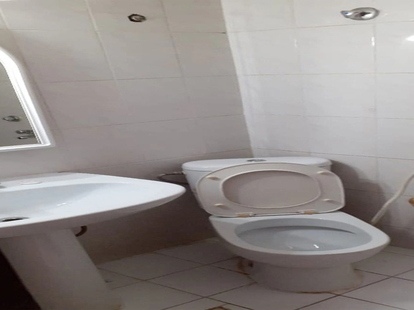 OYO 537 Dahtham Furnished Units