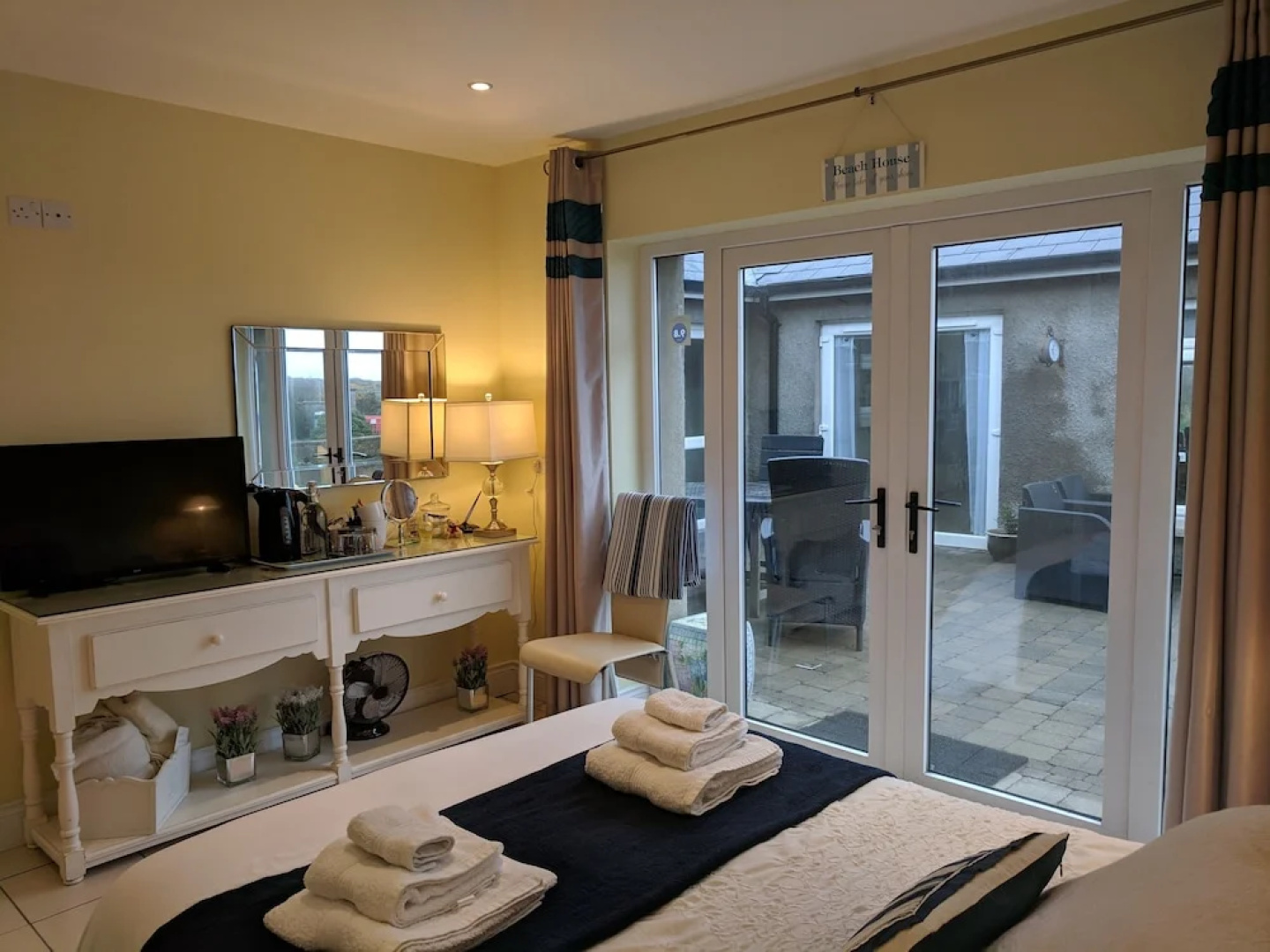 The Garden Room - Causeway Coast