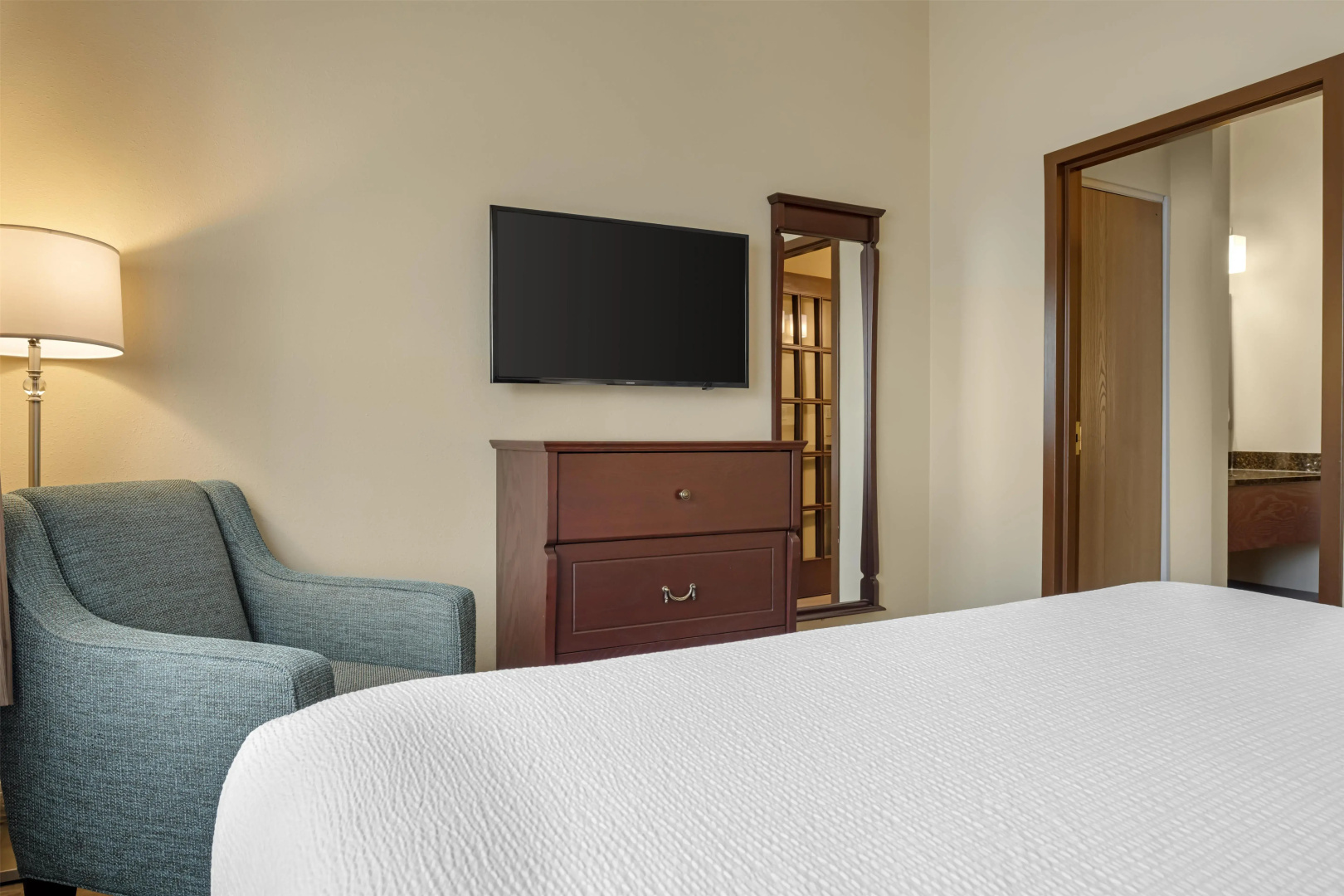 Best Western Plus Fredericton Hotel & Suites