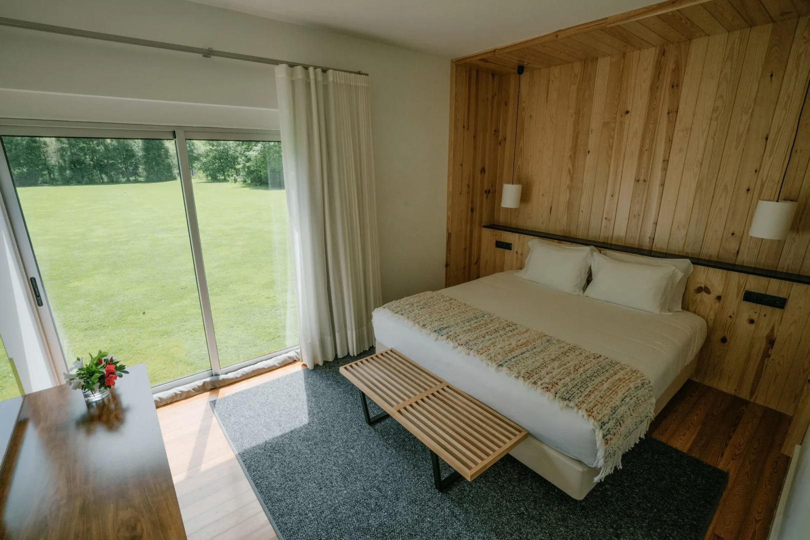 Furnas Lake Forest Living