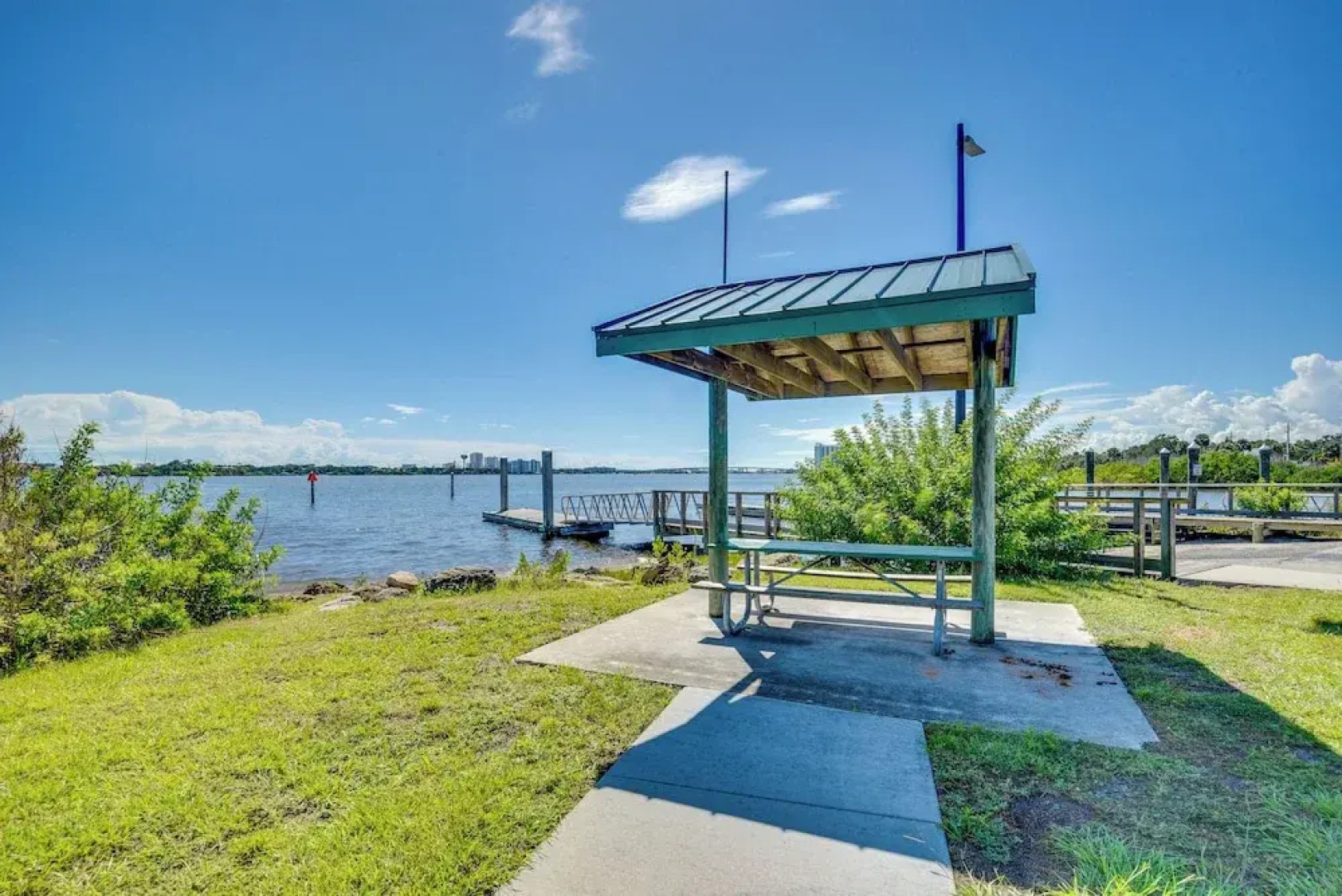 Dog-friendly Daytona Beach Cottage w/ Patio!